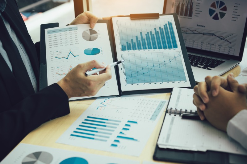 <span>低価格・高品質</span>